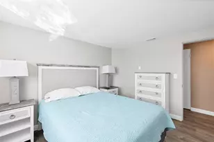 221 E Wentworth St, Englewood, FL 34223 - Photo 17