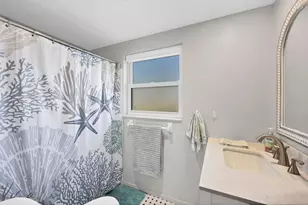 221 E Wentworth St, Englewood, FL 34223 - Photo 19