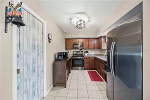 10068 Amelia Ave, Englewood, FL 34224 - Photo 13