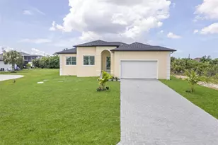15419 Seafoam Cir, Port Charlotte, FL 33981 - Photo 5