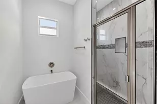 15419 Seafoam Cir, Port Charlotte, FL 33981 - Photo 31