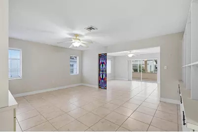 6283 S Green View Circle #102, Sarasota, FL 34231 - Photo 7