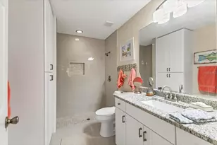 6283 S Green View Circle, Sarasota, FL 34231 - Photo 17