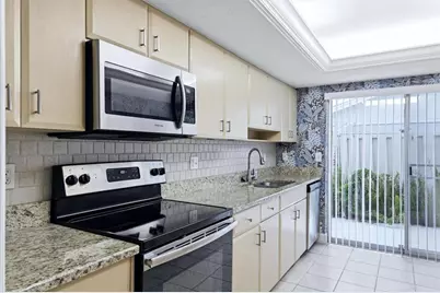 6283 S Green View Circle #102, Sarasota, FL 34231 - Photo 11