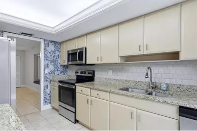 6283 S Green View Circle #102, Sarasota, FL 34231 - Photo 13