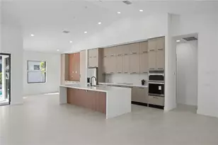 14687 Lillian Cir, Port Charlotte, FL 33981 - Photo 3