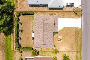 255 Mark Twain Ln, Rotonda West, FL 33947 - Photo 51