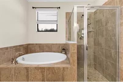 13682 Vancanza Drive, Venice, FL 34293 - Photo 37