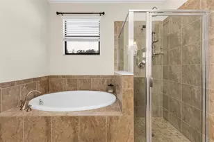 13682 Vancanza Dr, Venice, FL 34293 - Photo 37