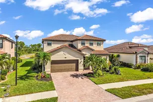 13682 Vancanza Dr, Venice, FL 34293 - Photo 3