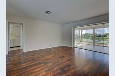 412 Pine Tree Terrace, Venice, FL 34293 - Photo 11