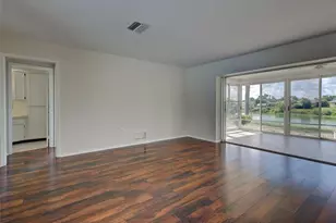 412 Pine Tree Terrace, Venice, FL 34293 - Photo 11