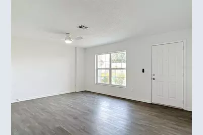 11256 Chalet Avenue, Englewood, FL 34224 - Photo 9