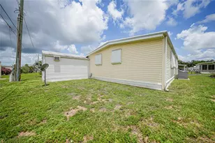 3450 Grapefruit Ln, Estero, FL 33928 - Photo 31