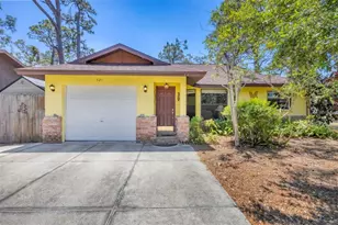 521 Artists Ave, Englewood, FL 34223 - Photo 7