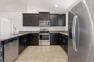 191 W Pine Valley Ln, Rotonda West, FL 33947 - Photo 3