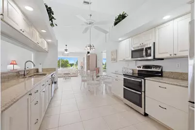 156 Mark Twain Lane, Rotonda West, FL 33947 - Photo 7