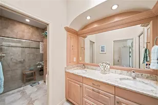 51 Golf View Dr, Englewood, FL 34223 - Photo 15