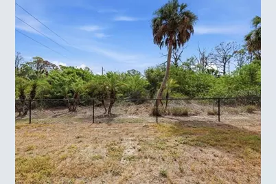 1006 Rhinelander Street, Port Charlotte, FL 33953 - Photo 25