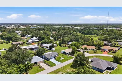 1042 Malay Terrace NW, Port Charlotte, FL 33948 - Photo 45