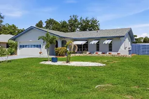 1042 Malay Terrace NW, Port Charlotte, FL 33948 - Photo 3