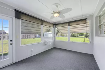 1042 Malay Terrace NW, Port Charlotte, FL 33948 - Photo 31