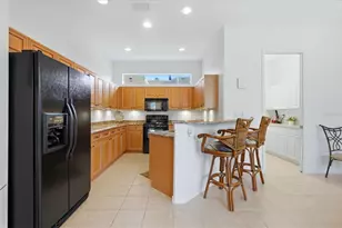586 Eden Dr, Englewood, FL 34223 - Photo 11