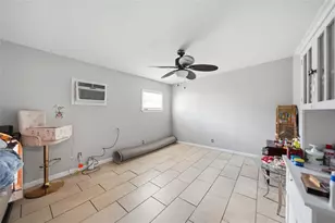 658 Via Cala, Englewood, FL 34224 - Photo 13