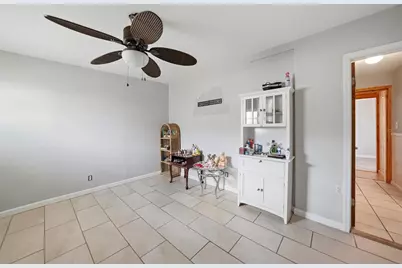 658 Via Cala, Englewood, FL 34224 - Photo 11