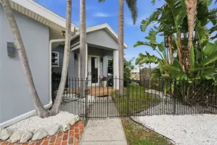 16115 4th St E, Redington Beach, FL 33708 - Photo 5