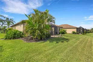 6619 Candlestick Dr, Bradenton, FL 34212 - Photo 9