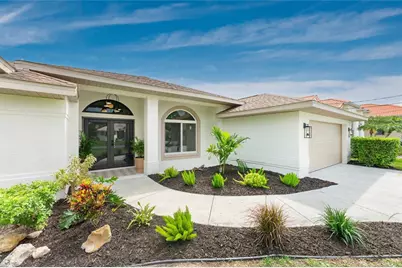 17 Sportsman Lane, Rotonda West, FL 33947 - Photo 9