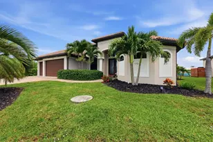 8330 Tracy Cir, Port Charlotte, FL 33981 - Photo 5