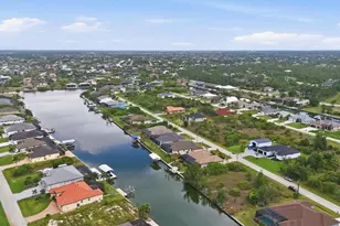 8330 Tracy Cir, Port Charlotte, FL 33981 - Photo 47