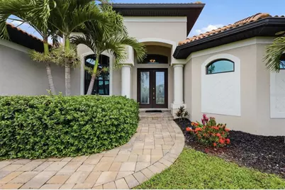 8330 Tracy Circle, Port Charlotte, FL 33981 - Photo 7