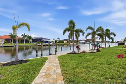 8330 Tracy Circle, Port Charlotte, FL 33981 - Photo 37
