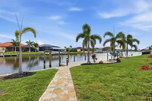 8330 Tracy Cir, Port Charlotte, FL 33981 - Photo 37