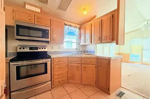 2215 73rd Street E, Palmetto, FL 34221 - Photo 11