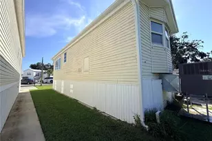 2215 73rd Street E, Palmetto, FL 34221 - Photo 25