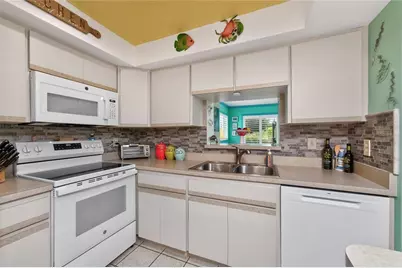 23 Annapolis Lane, Rotonda West, FL 33947 - Photo 17