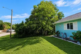 3488 Dwight St, Port Charlotte, FL 33981 - Photo 3