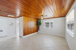 155 Magnolia Ave, Englewood, FL 34223 - Photo 3