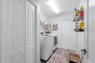 801 Rotonda Cir, Rotonda West, FL 33947 - Photo 27