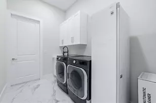 9222 Rosebud Cir, Port Charlotte, FL 33981 - Photo 23