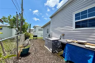 916 51st Avenue Plaza W, Bradenton, FL 34207 - Photo 43