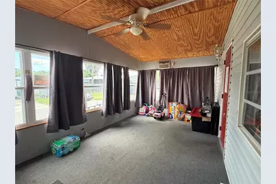 916 51st Avenue Plaza W, Bradenton, FL 34207 - Photo 5