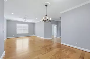20252 Pezzana Dr, Venice, FL 34292 - Photo 13