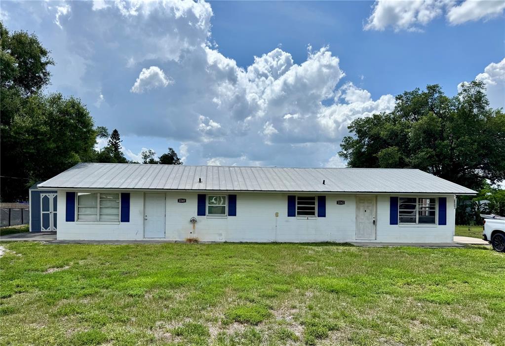 2242 & 2240 SW Lois Ave