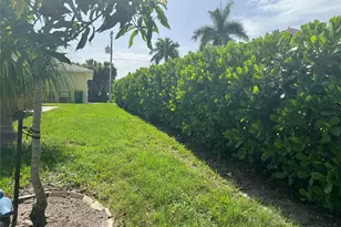 13 Broadmoor Ln, Rotonda West, FL 33947 - Photo 45