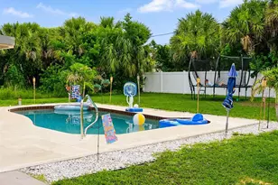 18295 Van Nuys Cir, Port Charlotte, FL 33948 - Photo 15